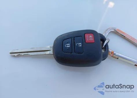 2017 Toyota Rav4 Xle из США, поврежденный, VIN JTMWFREVXHJ705329